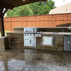 Outdoor Kitchen & Stonework